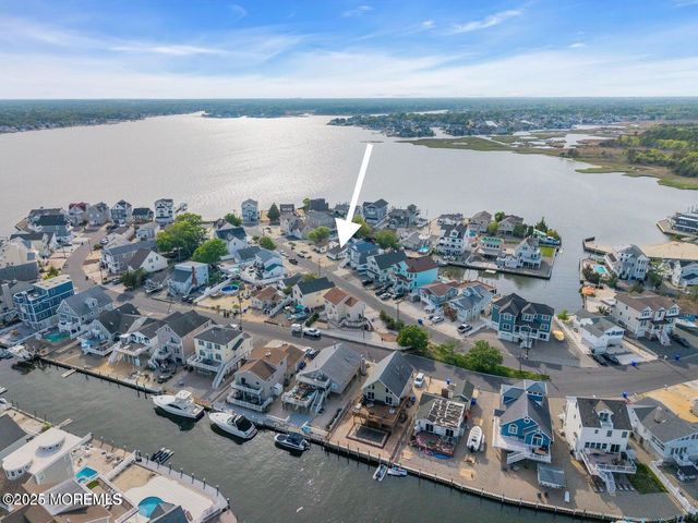 124 Mathis Drive, Brick, NJ 08723