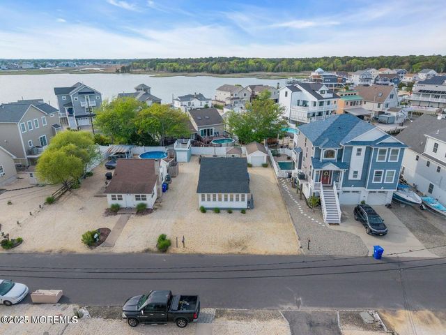 124 Mathis Drive, Brick, NJ 08723