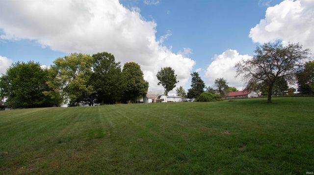 1604 Dowling Street, Kendallville, IN 46755