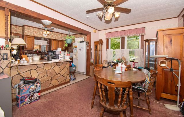 1604 Dowling Street, Kendallville, IN 46755