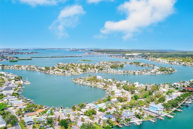 217 18TH AVENUE, Indian Rocks Beach, FL 33785