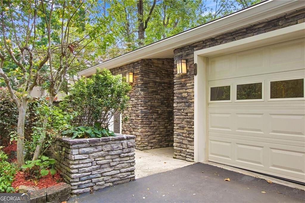64 Basswood Circle, Sandy Springs, GA 30328 — photo 2