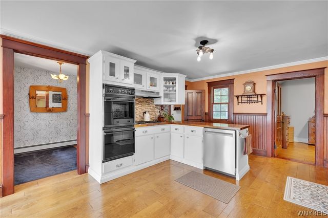 381 Town Line Road, Marilla, NY 14086