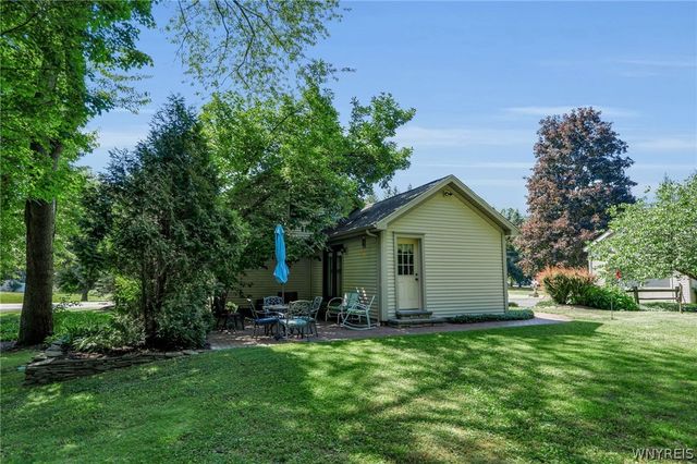 381 Town Line Road, Marilla, NY 14086