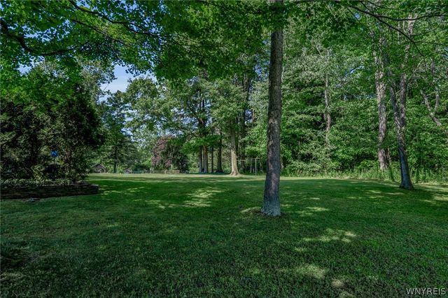 381 Town Line Road, Marilla, NY 14086