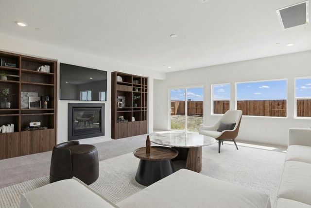 335 Piper Ln, Colusa, CA 95932