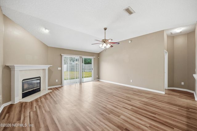 1109 SEATTLE SLEW Lane, Jacksonville, FL 32218