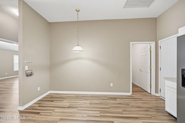 1109 SEATTLE SLEW Lane, Jacksonville, FL 32218