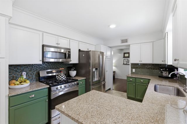 3241 Lockmoor Lane, Dallas, TX 75220