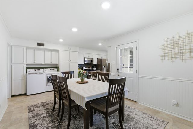 3241 Lockmoor Lane, Dallas, TX 75220