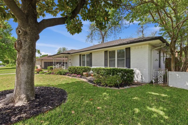 3241 Lockmoor Lane, Dallas, TX 75220