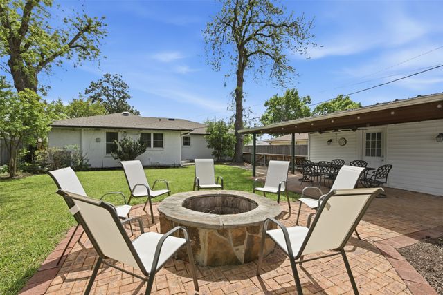 3241 Lockmoor Lane, Dallas, TX 75220