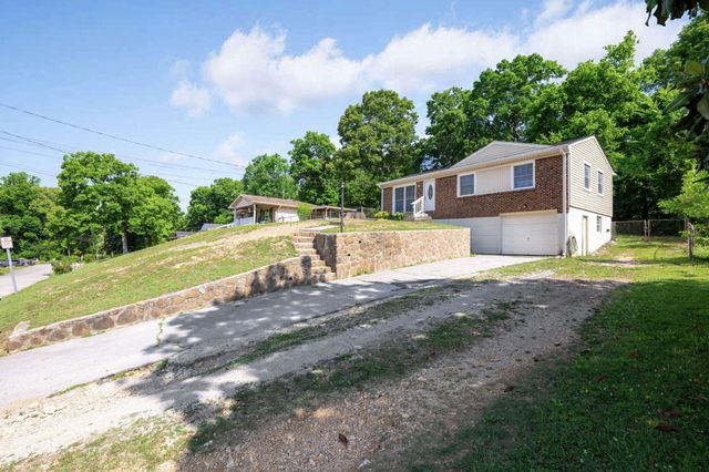 2385 Glengerrie Drive, Soddy Daisy, TN 37379