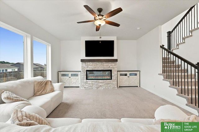12920 S 54 Street, Papillion, NE 68133