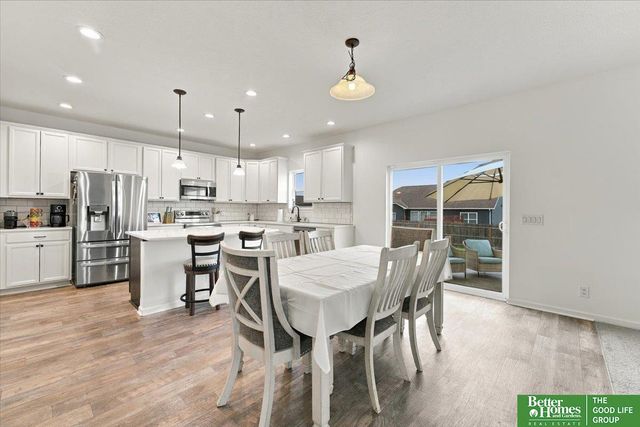 12920 S 54 Street, Papillion, NE 68133