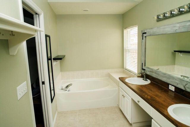 2508 ALLWOOD AVENUE, Valrico, FL 33596