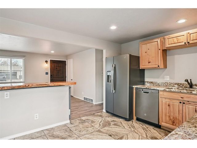 1556 S Field Ct, Lakewood, CO 80232