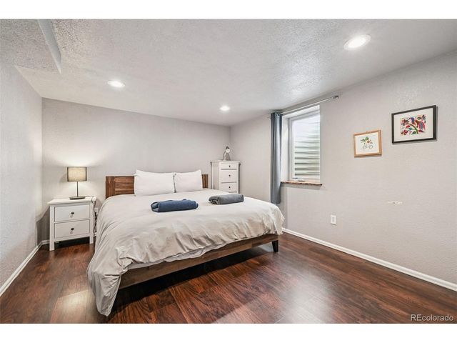 1556 S Field Ct, Lakewood, CO 80232