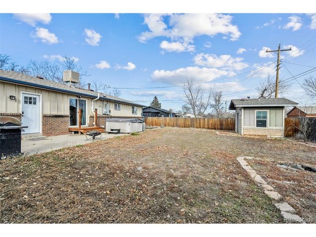 1556 S Field Ct, Lakewood, CO 80232