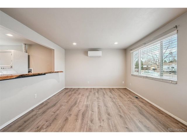 1556 S Field Ct, Lakewood, CO 80232