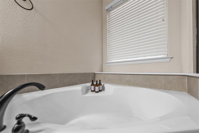 205 Adventus Court, Mansfield, TX 76063