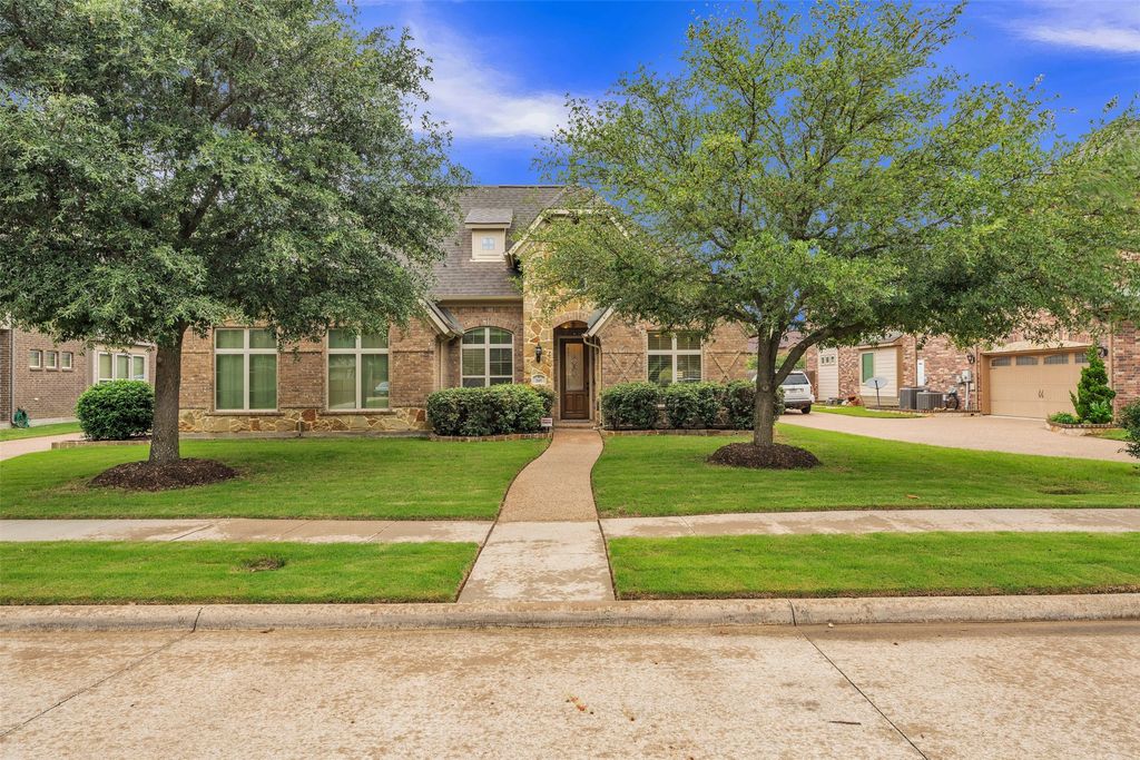 205 Adventus Court, Mansfield, TX 76063