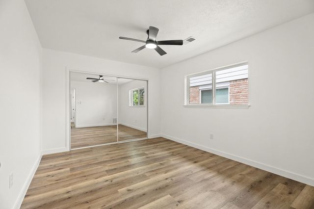 16114 Reseda Circle, Houston, TX 77062