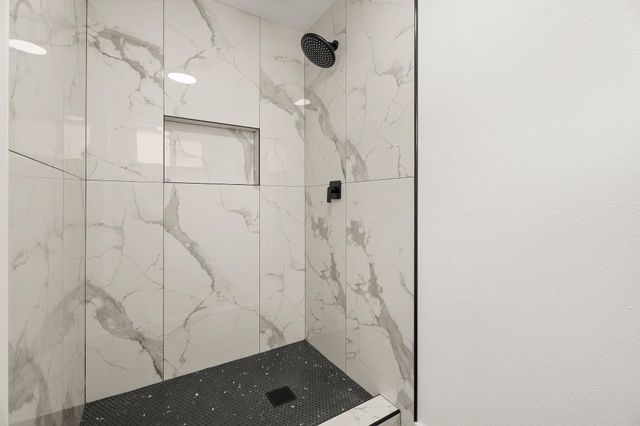 16114 Reseda Circle, Houston, TX 77062