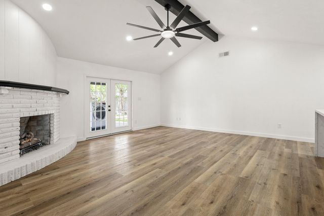 16114 Reseda Circle, Houston, TX 77062