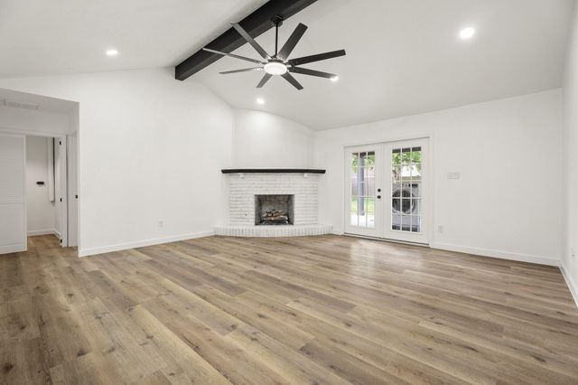 16114 Reseda Circle, Houston, TX 77062