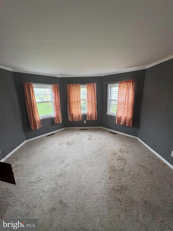 Image 5 of property listing at 5719 GEORGE ISLAND LANDING RD, Stockton, MD 21864