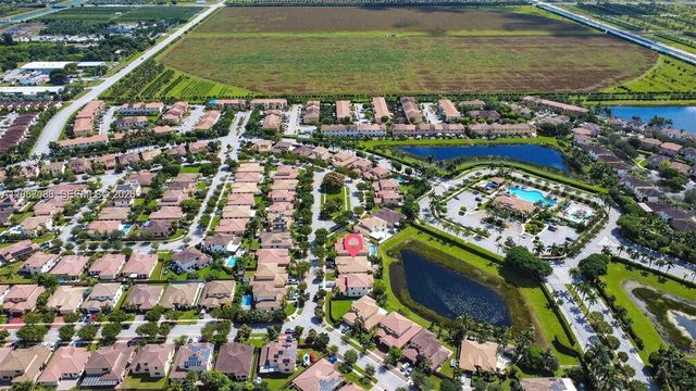 3616 SE 2nd Dr, Homestead, FL 33033