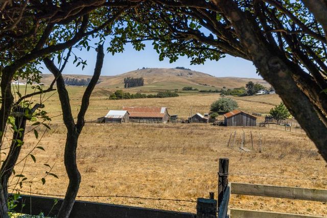 14550 Valley Ford Estero, Valley Ford, CA 94972