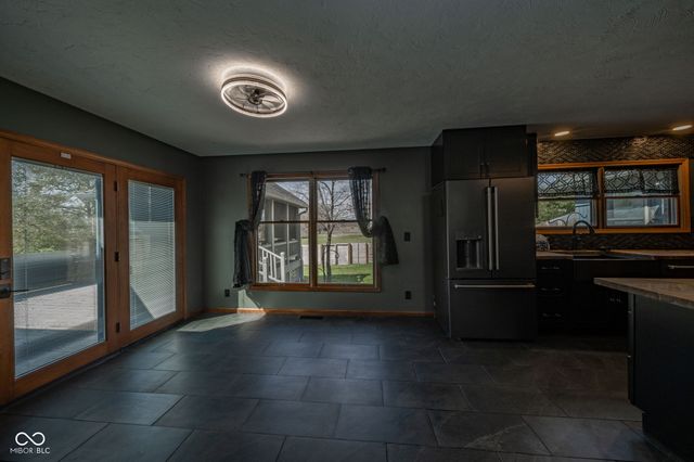 4541 N 200 E, Anderson, IN 46012