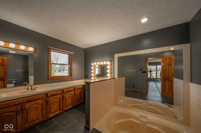 4541 N 200 E, Anderson, IN 46012