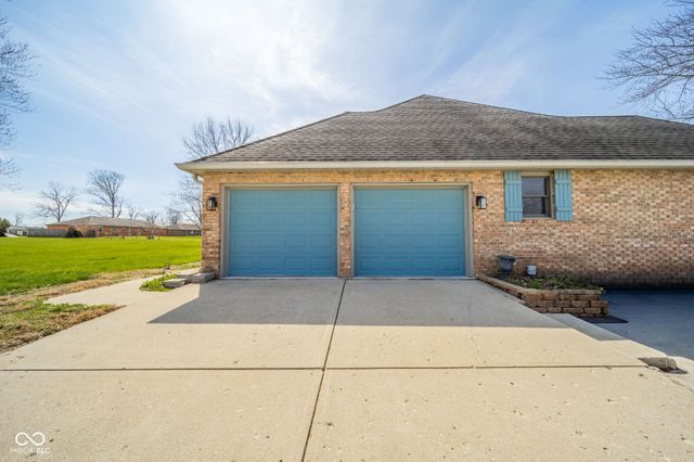 4541 N 200 E, Anderson, IN 46012