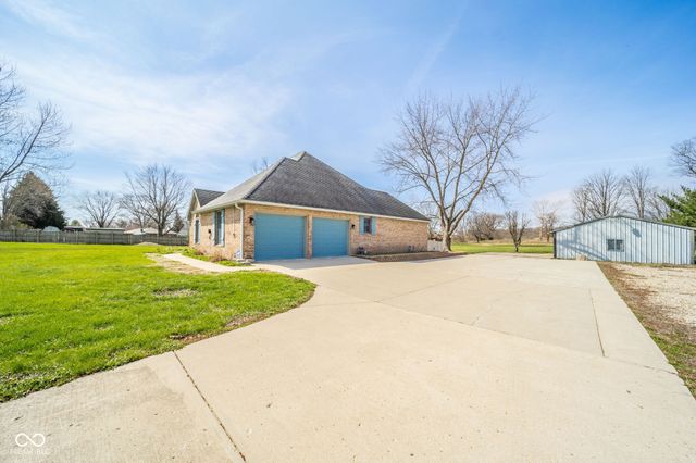 4541 N 200 E, Anderson, IN 46012