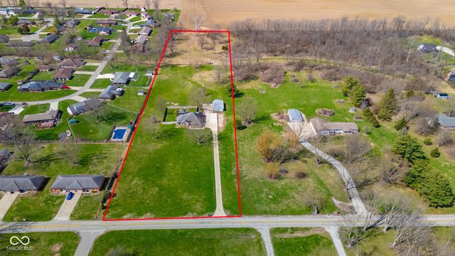 4541 N 200 E, Anderson, IN 46012