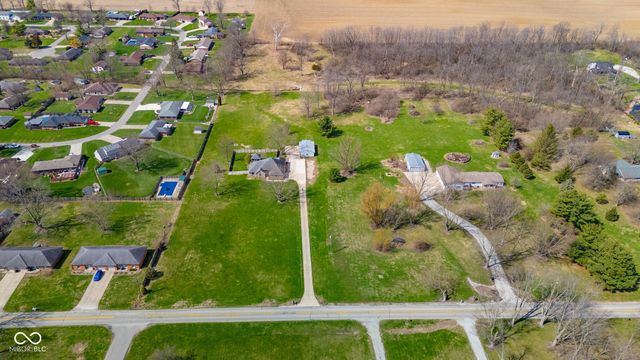 4541 N 200 E, Anderson, IN 46012
