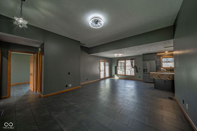 4541 N 200 E, Anderson, IN 46012