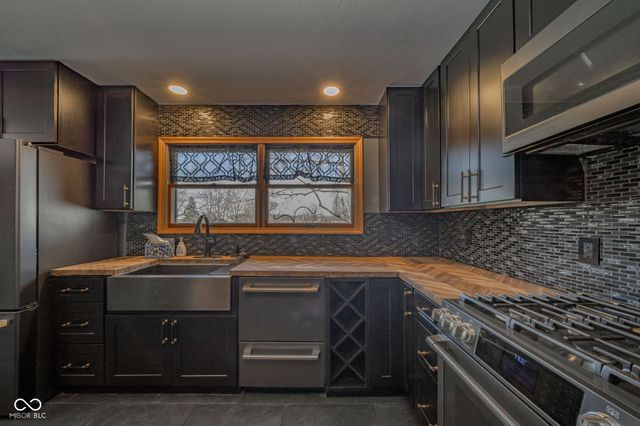 4541 N 200 E, Anderson, IN 46012