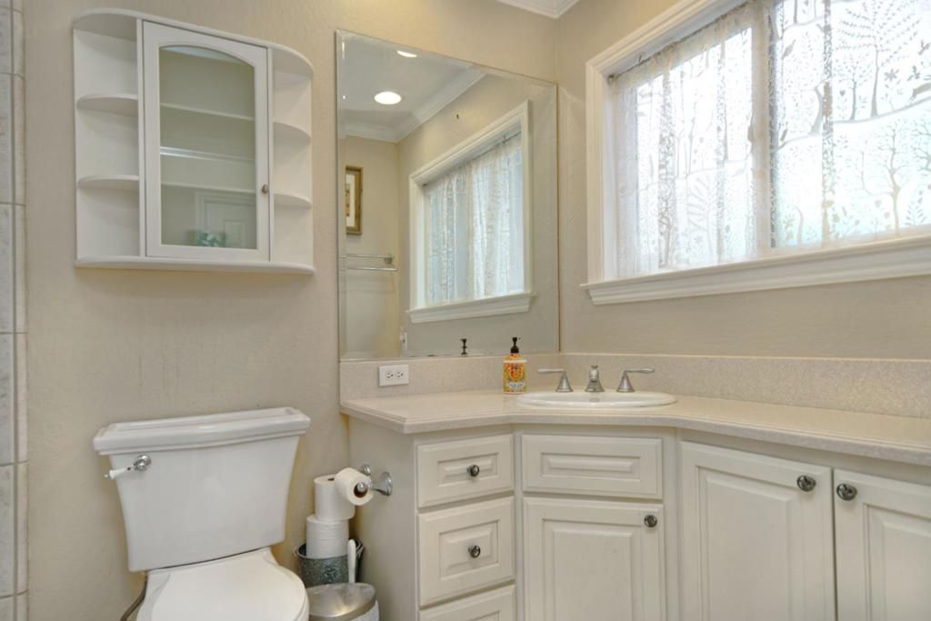 Image 25 of property listing at 4061 Haines Avenue, San Jose, CA 95136