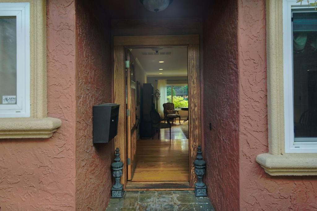 Image 6 of property listing at 4061 Haines Avenue, San Jose, CA 95136