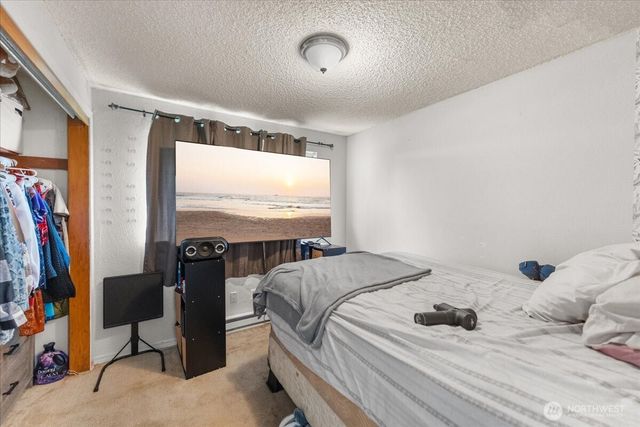 1751 S 43rd Street, Tacoma, WA 98418