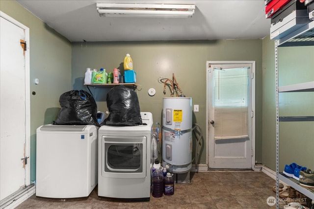 1751 S 43rd Street, Tacoma, WA 98418