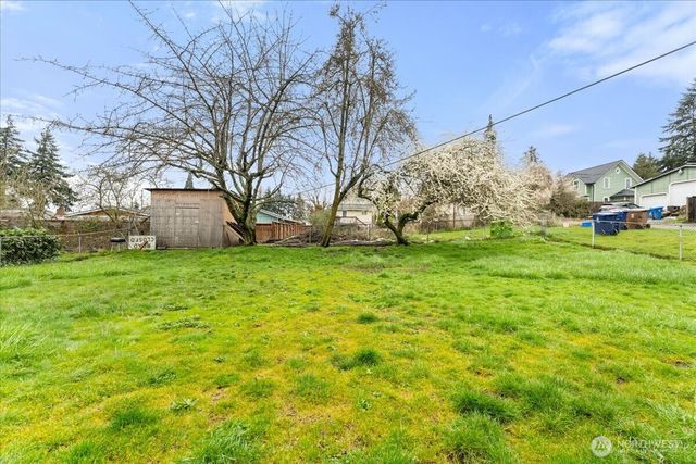 1751 S 43rd Street, Tacoma, WA 98418