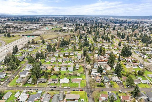 1751 S 43rd Street, Tacoma, WA 98418