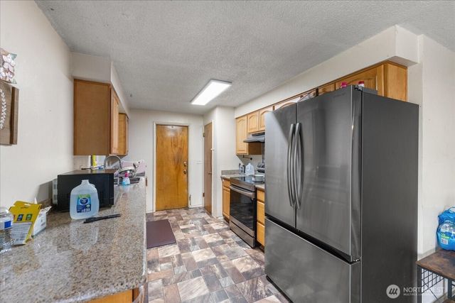 1751 S 43rd Street, Tacoma, WA 98418