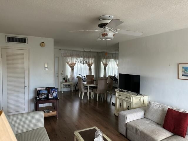 1380 NW 43 Terrace 306, Lauderhill, FL 33313