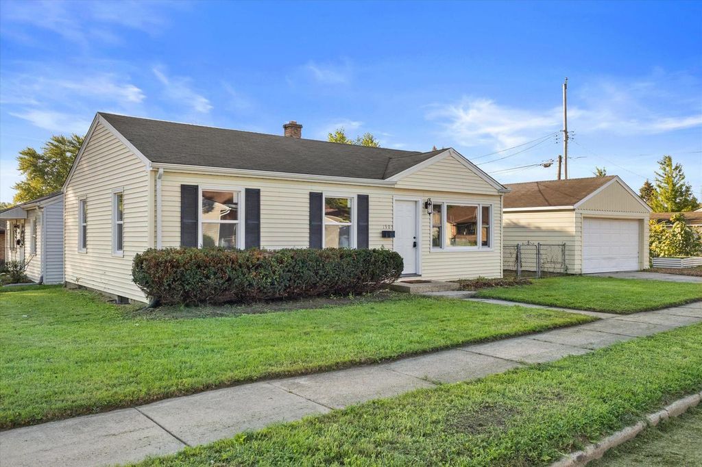 1905 Gilson STREET, Racine, WI 53403